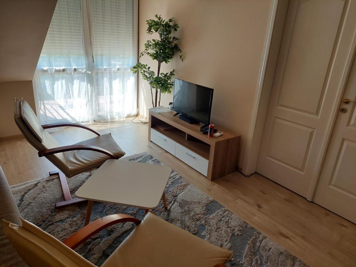 Cserke Napfeny Apartman Cserkeszőlő Exterior foto