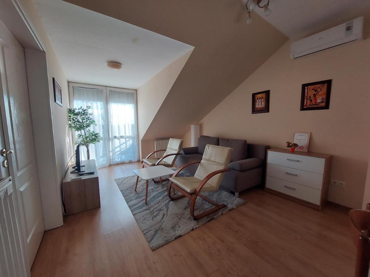 Cserke Napfeny Apartman Cserkeszőlő Exterior foto